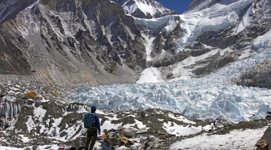 Blick auf das Mount-Everest-Basislager (5370 m)