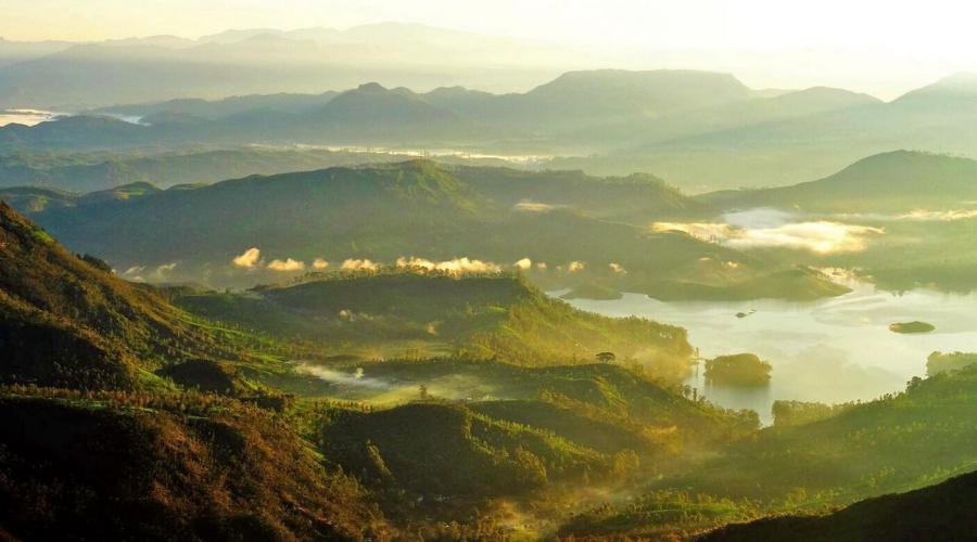 Blick Adam’s Peak