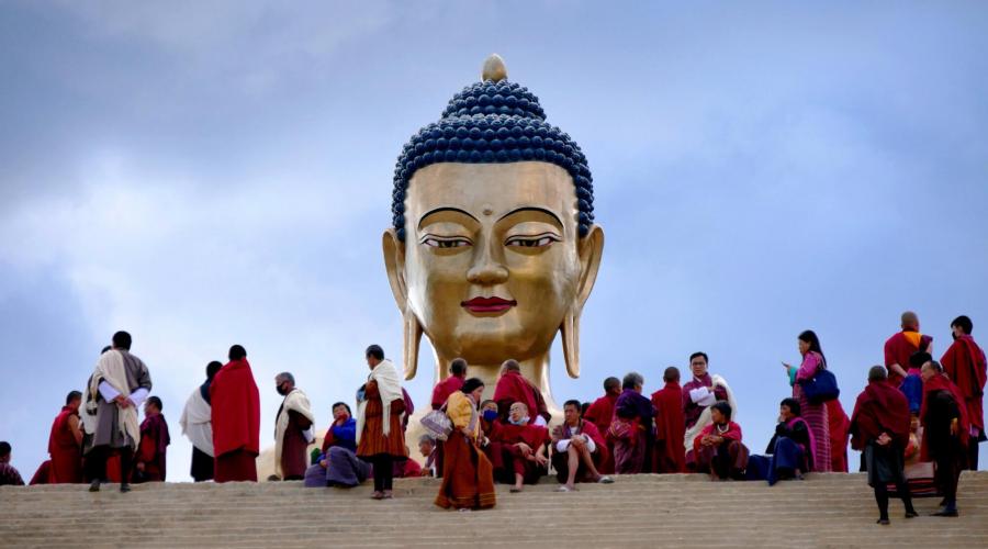 Buddha sieht alles und alle – Buddha Dordenma Thimphu