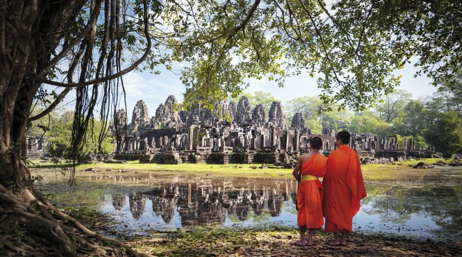 Mönche beim Angkor Thom-Tempel